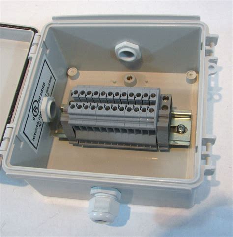 electrical ground box splicing|electrical splice box with terminals.